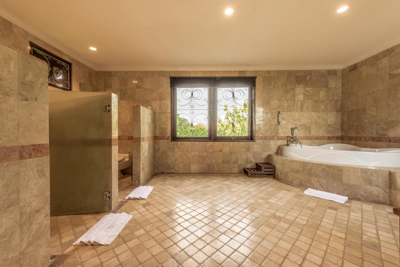 Villa Bali Castle Nusa Dua (Bali)